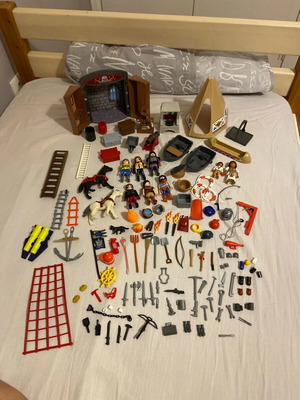 Playmobil weapons used with figures and accessories