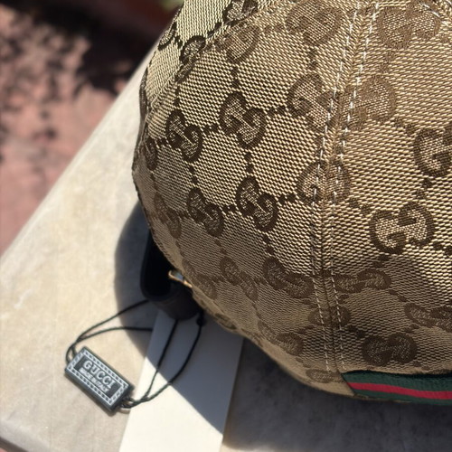 Gucci GG Monogram Cap new, beige with green and red stripe