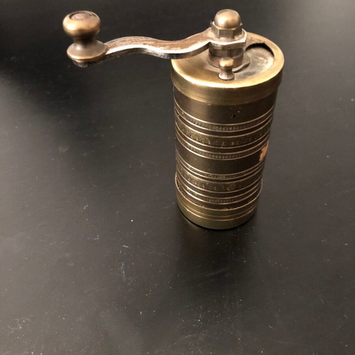 Vintage spice mill non-functional
