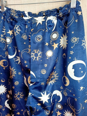 Пижамени панталони като ново с десен нощно небе, размер L/XL