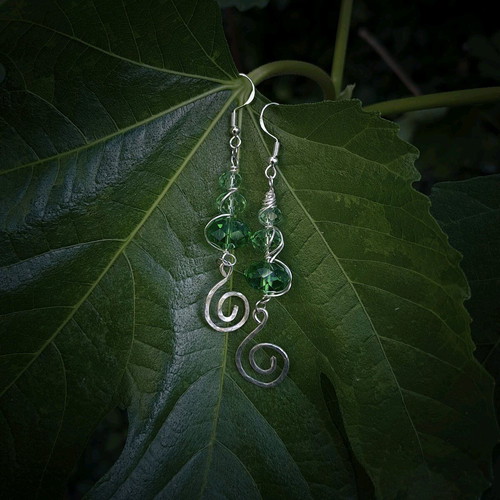 Earrings with green crystals and spiral charms new, silver