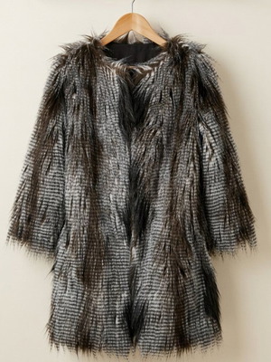 Zara fur with feather-effect like new