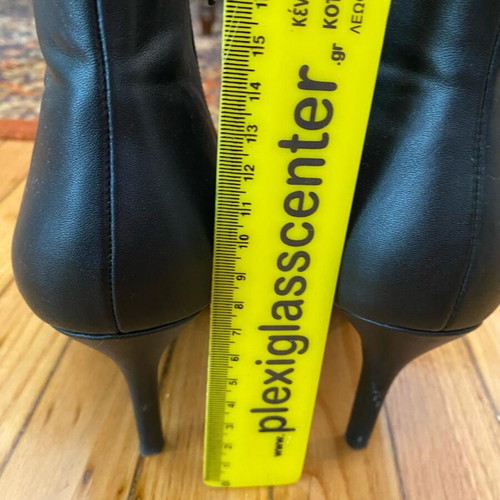 Mango black boots like new, size 38