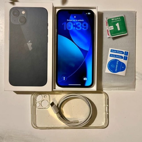Apple iPhone 13 128GB Blue with accessories