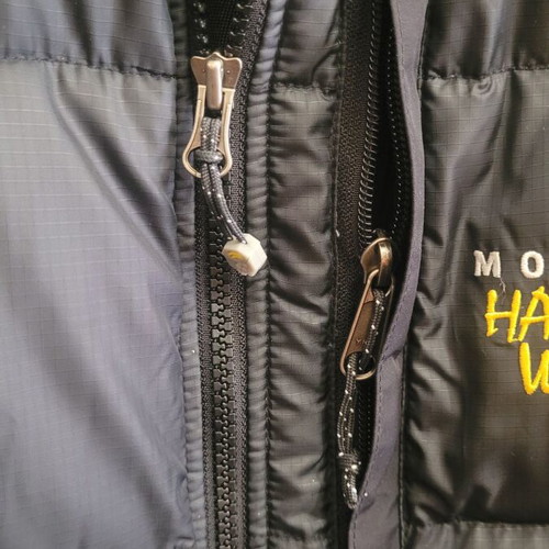 Mountain Hardwear sleeveless hiking jacket L, glass wool filling