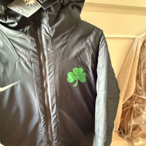 Panathinaikos Nike jacket new Medium parka