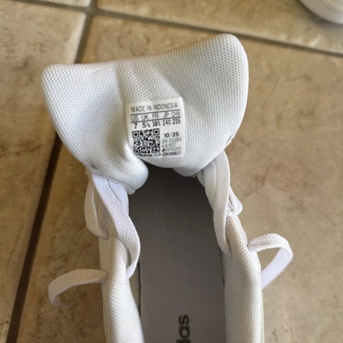 Adidas white sneakers new, size 38.5