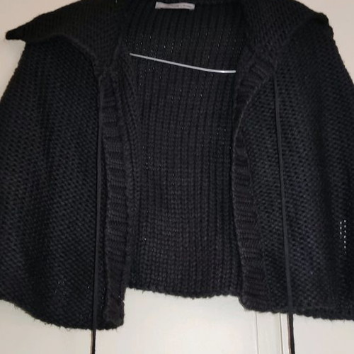 More women's short cape used, black