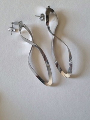 Silver intricate earrings new