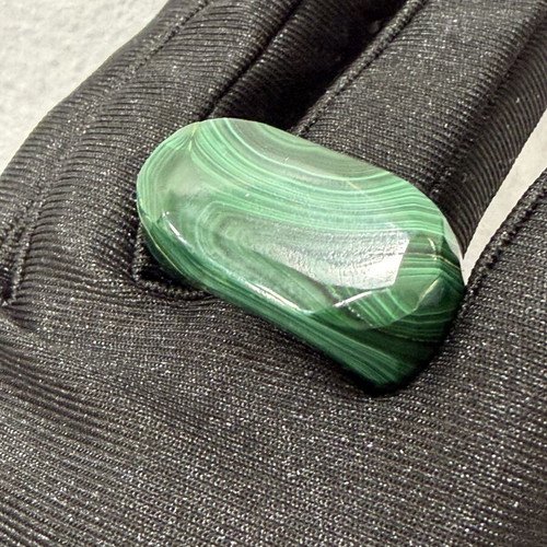 Malachite ring new, elegant design for queen
