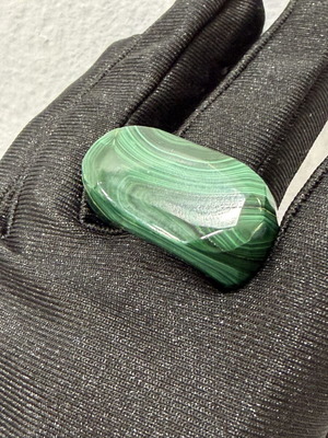 Malachite ring new, elegant design for queen