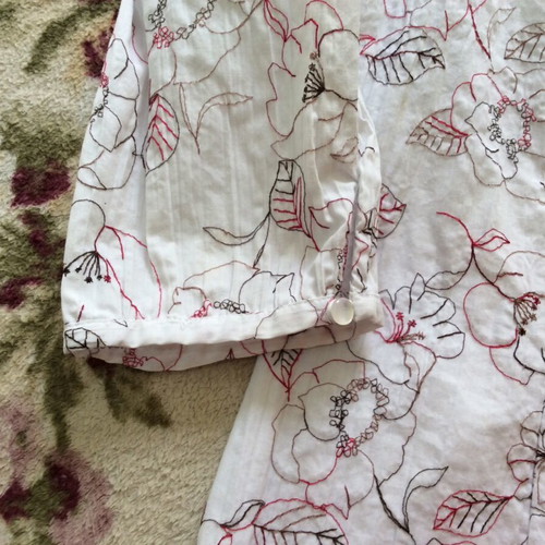 TU women's shirt used, white multicolor, size 10