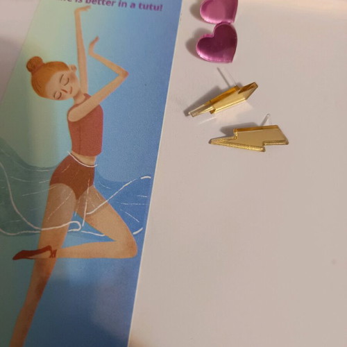 Plexiglass earrings new with silicone studs pink and gold