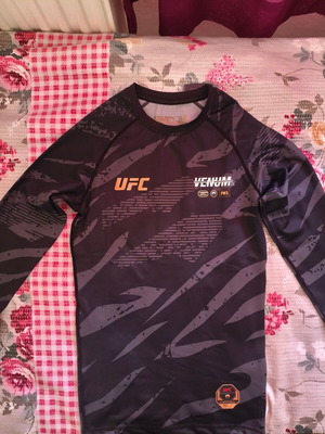 Venum UFC Compression Shirt new, size M, black