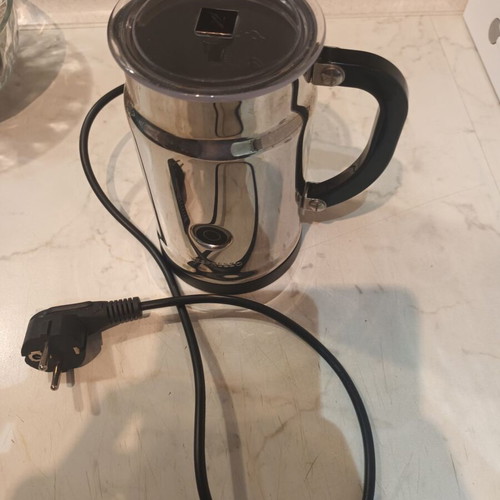 Aeroccino Nespresso milk frother