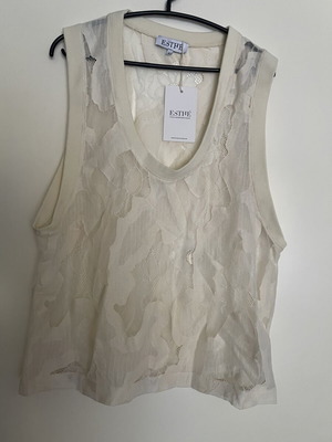 Oversized sleeveless blouse new, beige, fits larger sizes