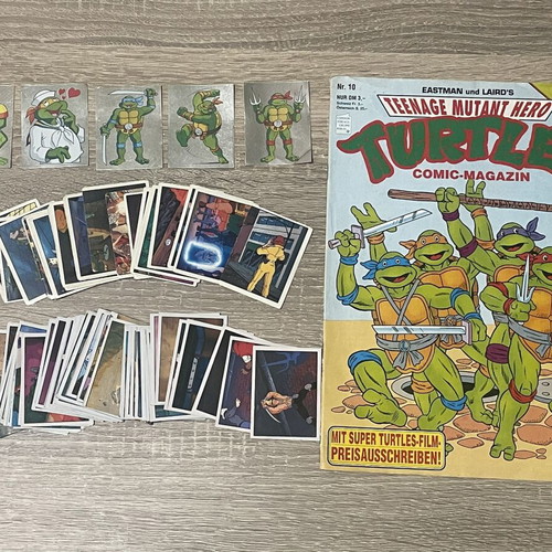 Teenage Mutant Hero Turtles comic magazine no. 10 with Panini stickers