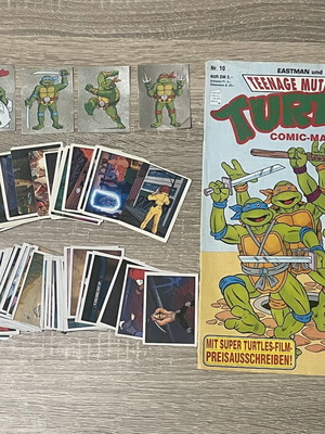Teenage Mutant Hero Turtles comic magazine no. 10 with Panini stickers