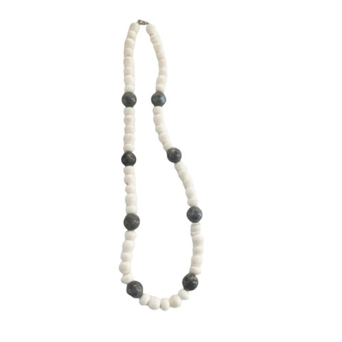Necklace with semi-precious stones white coral and black nephrite new