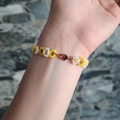 Handmade beaded bracelet new, multicolor