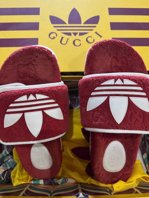 Gucci adidas sandals used, size 39, red