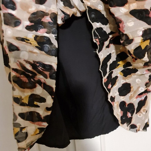 Esqualo Pleated Leopard Skirt like new