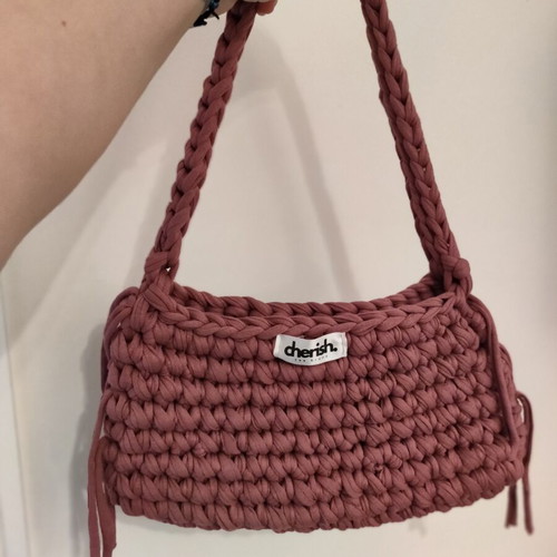 Knitted shoulder bag handmade, new