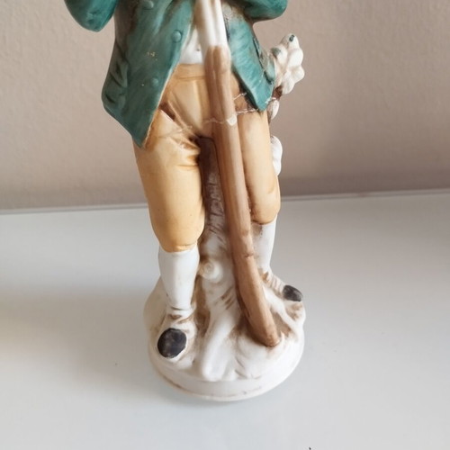 Porcelain figurine Elderly Hunter vintage, used, 18cm