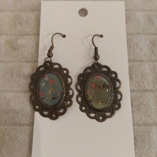 Vintage bronze earrings turquoise with floral and star design new