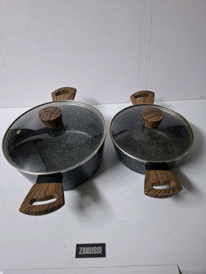 Cookware set like new with stone non-stick coating and wood-look handles