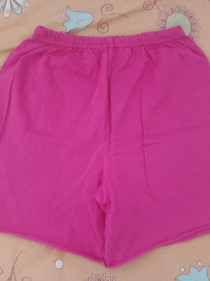 Shorts used, ideal for pajamas, red and pink, sizes XS and S