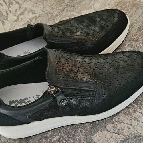 Italian women's Imac shoes 42 black like new