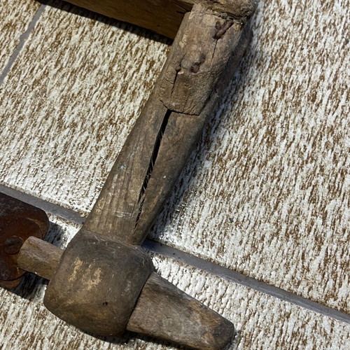 Old saw used from 1920-30 era museum piece