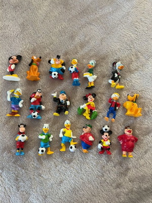 Kinder Mickey and Friends Soccer Team Figures like new