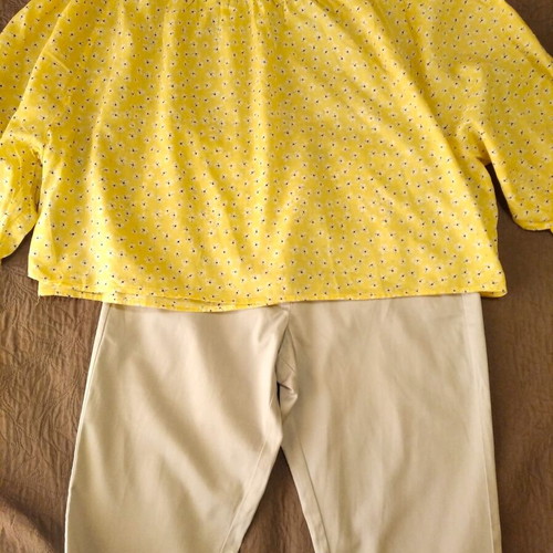 Mango women's set with beige pants and yellow top