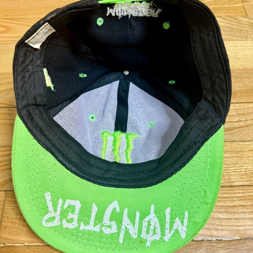 Monster hat like new, black and green