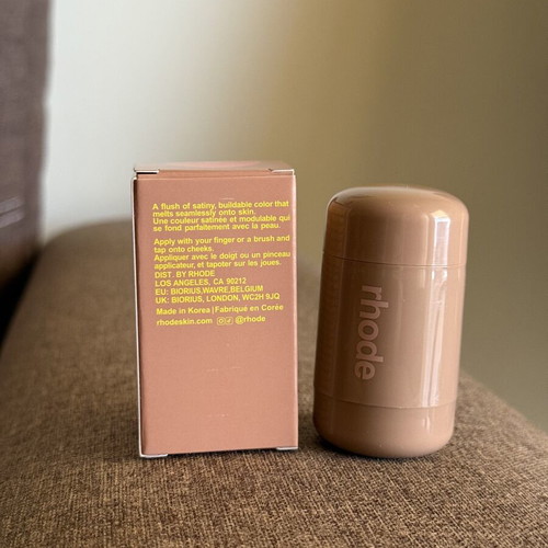 Rhode Pocket Blush Tan Line new unused