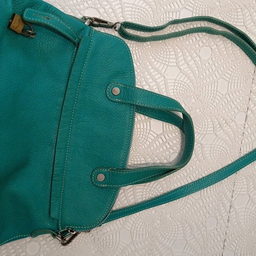 Leather crossbody bag like new, turquoise-green