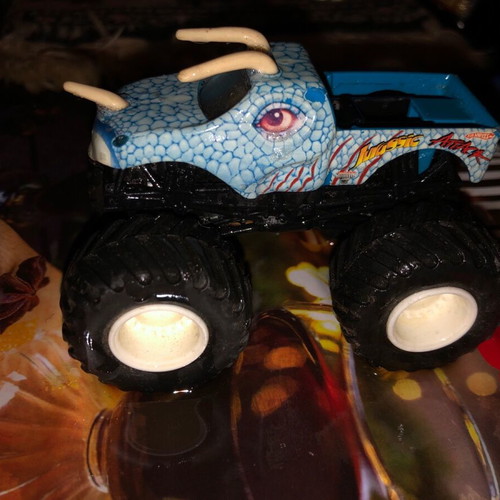 Monster truck like new