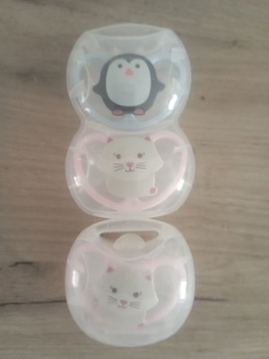 Nuk pacifiers 0-6 months
