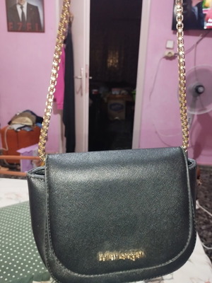 Fullah Sugah crossbody bag black like new