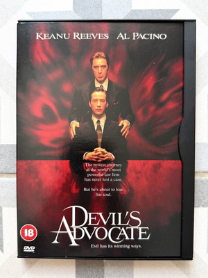 The Devil's Advocate DVD like new, English subtitles, paper case