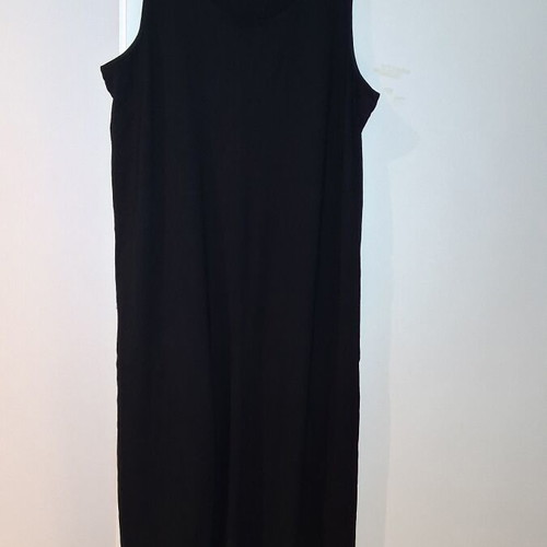Long black dress used