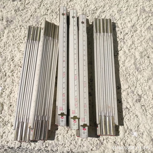 Wooden folding meter sticks pack of 10 new