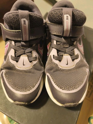 Nike αθλητικά παπούτσια σαν καινούργιο, μωβ