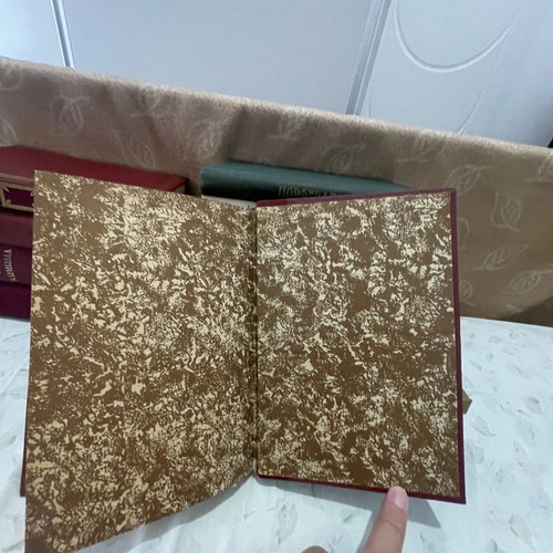 Thoukididou Istoria complete work in modern Greek, like new