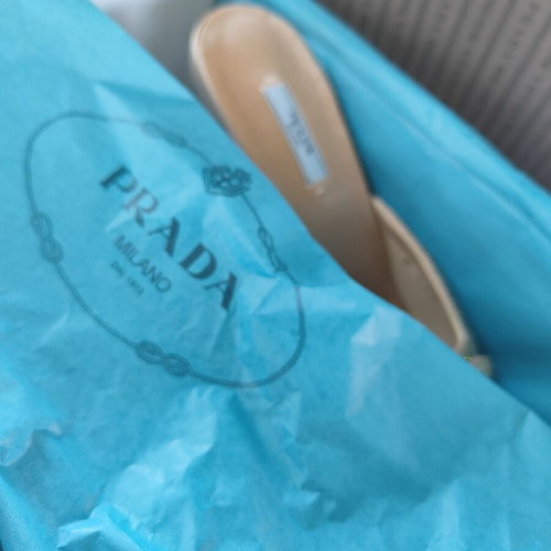 Prada sandals with strass size 39, new, beige satin