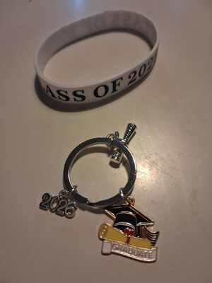Graduation memorabilia new, set of 2