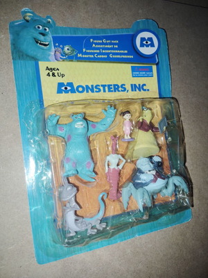 Bamboulas AE Monsters bootleg figures