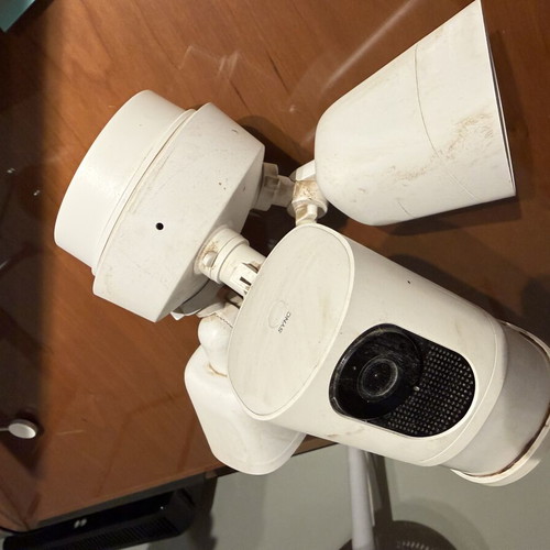 Anker eufy Security Floodlight Cam 2 outdoor camera used with smart siren